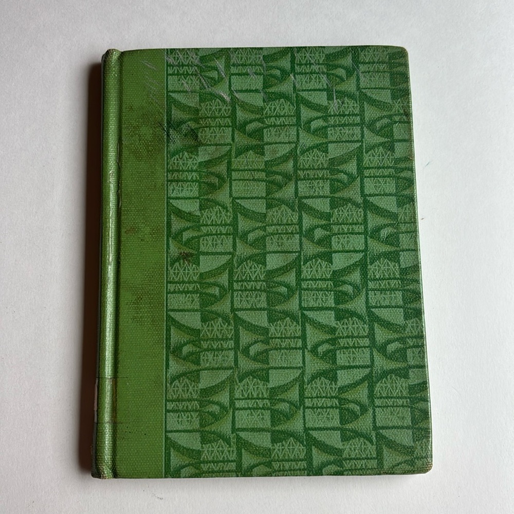 Vintage Under The Tree Hardcover Book by Silver Burkett Company - Picture 1 of 16
